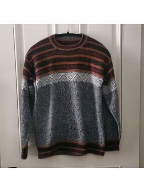100 % Alpaca wool  Peruvian mens sweater, jacquard, unisex cozycore. Size Medium